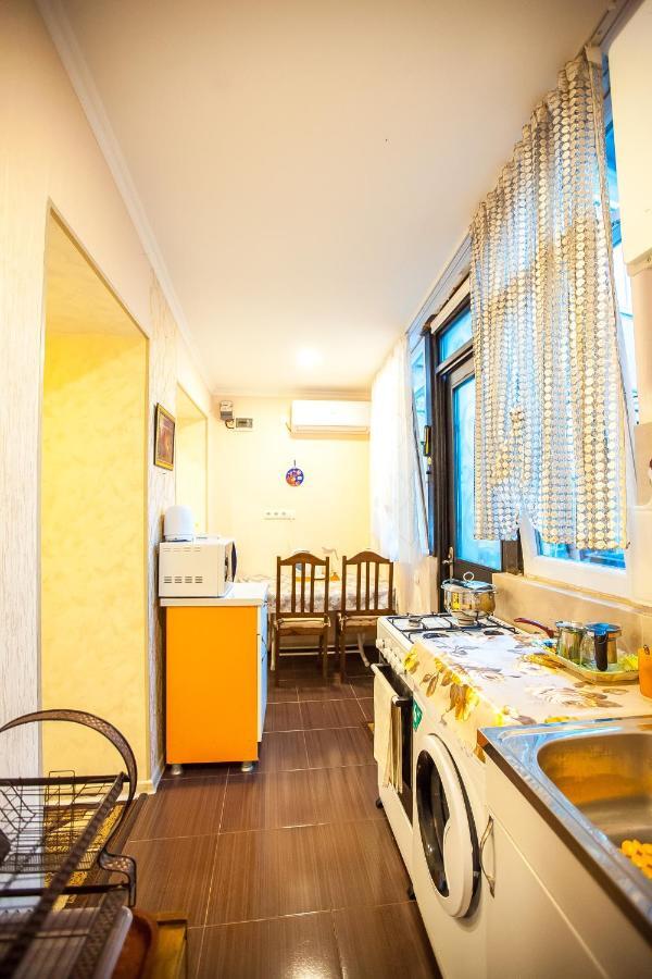 Guest House Happy Holidays Tbilisi Exterior foto